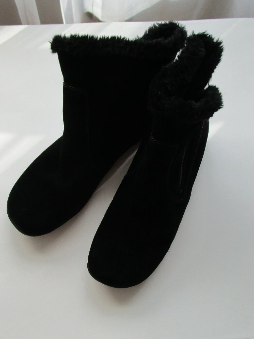 Naturalizer Suede Leather Boots Faux Fur lining Woman 12W - black wide width